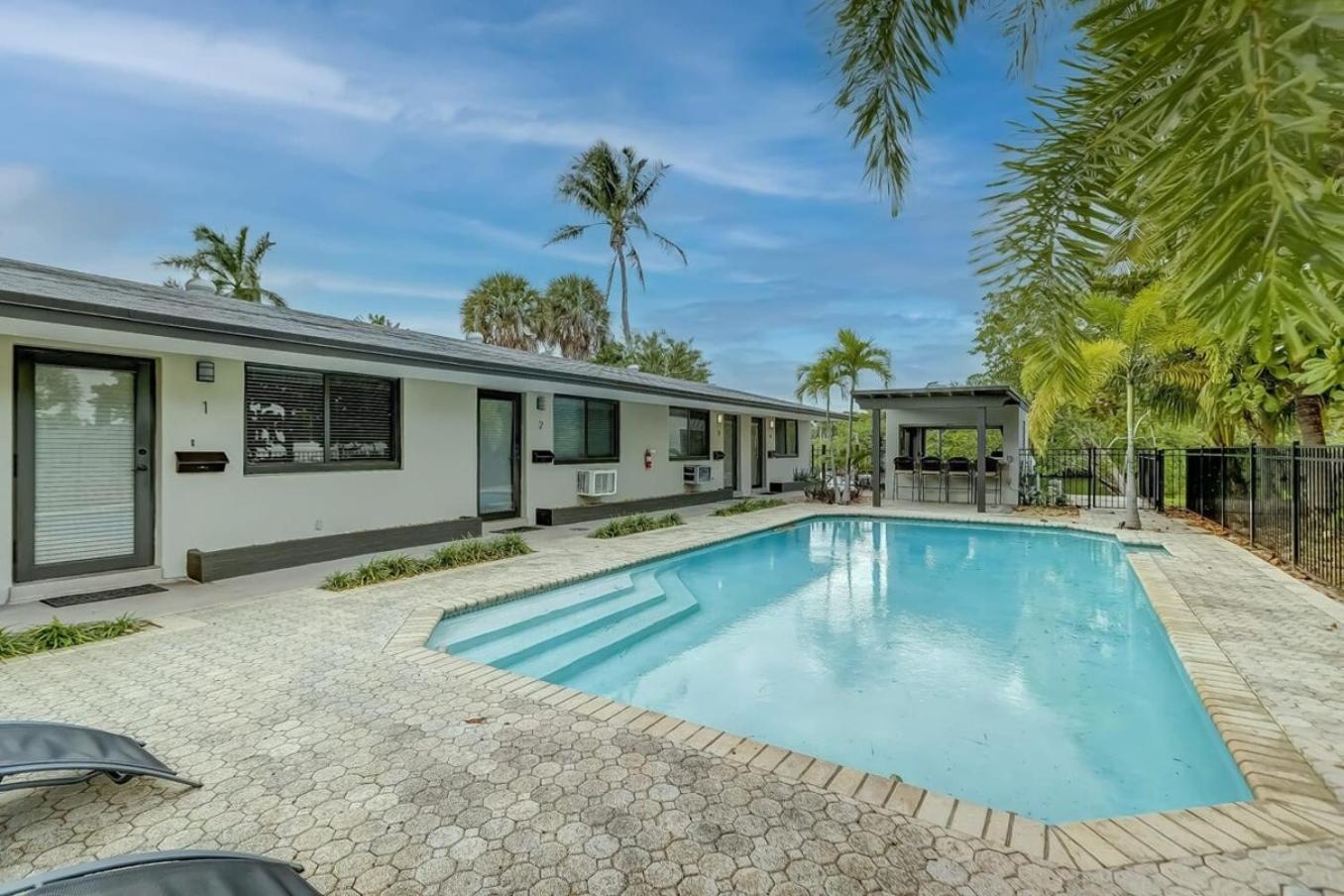 Waterfront Apartment Private Patio Pool ฟอร์ต ลอเดอร์เดล ภายนอก รูปภาพ