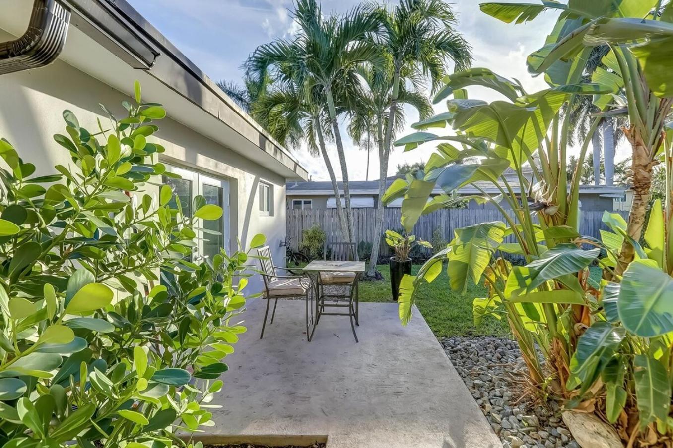 Waterfront Apartment Private Patio Pool ฟอร์ต ลอเดอร์เดล ภายนอก รูปภาพ
